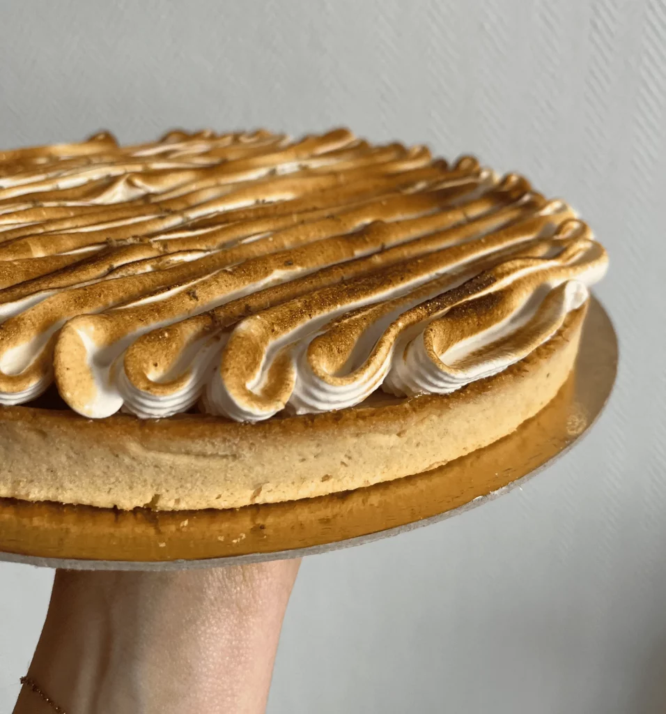 Ateliers & cours de pâtisserie 4 tarte au citron meringuée em'miam webp ATELIER PATISSERIE LYON
